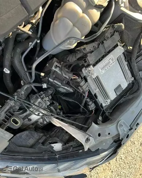 AUDI A4 Avant 40 TDI quattro S tronic S line