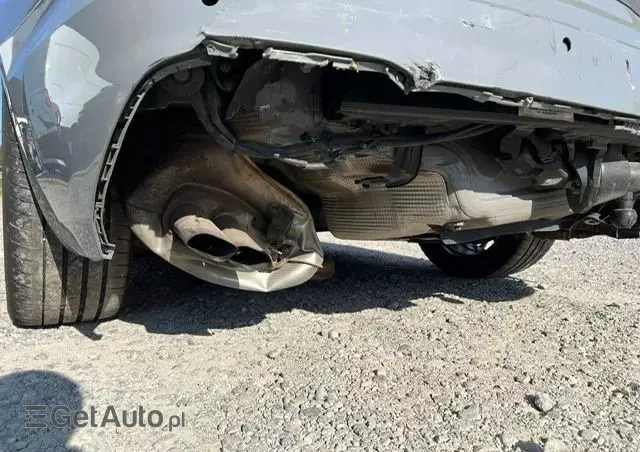 AUDI A4 Avant 40 TDI quattro S tronic S line