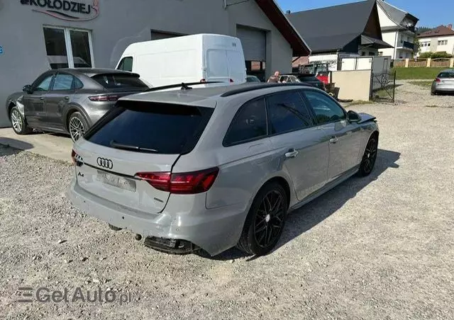 AUDI A4 Avant 40 TDI quattro S tronic S line
