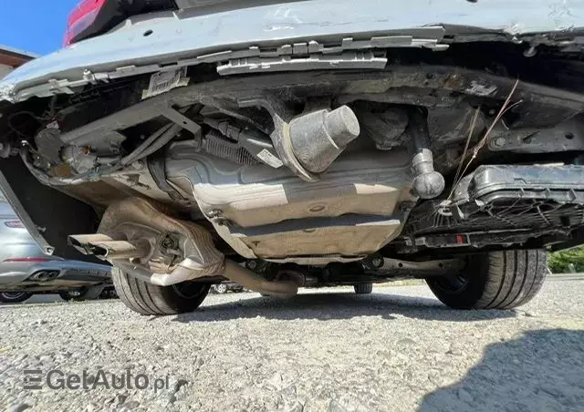 AUDI A4 Avant 40 TDI quattro S tronic S line