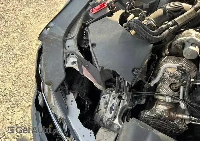 AUDI A4 Avant 40 TDI quattro S tronic S line