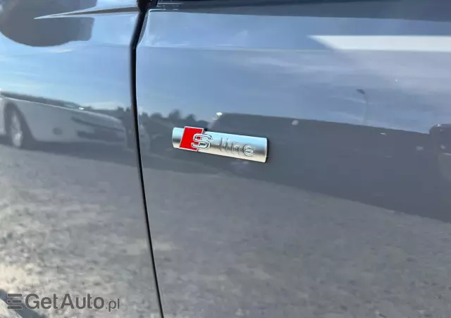 AUDI A4 Avant 40 TDI quattro S tronic S line