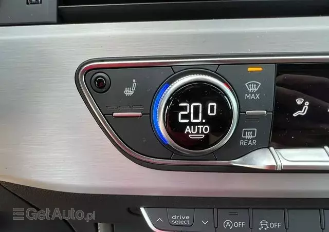 AUDI A4 Avant 40 TDI quattro S tronic S line