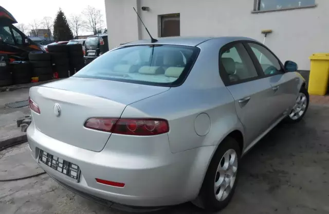 ALFA ROMEO 159 