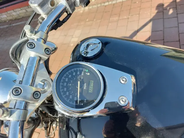 HONDA Shadow 