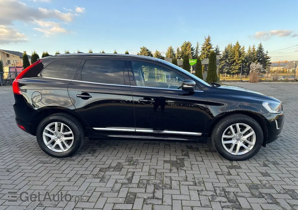 VOLVO XC 60 D3 Drive-E Summum