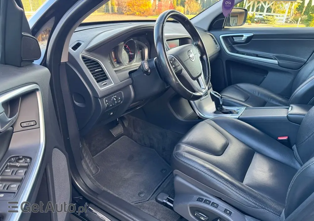 VOLVO XC 60 D3 Drive-E Summum