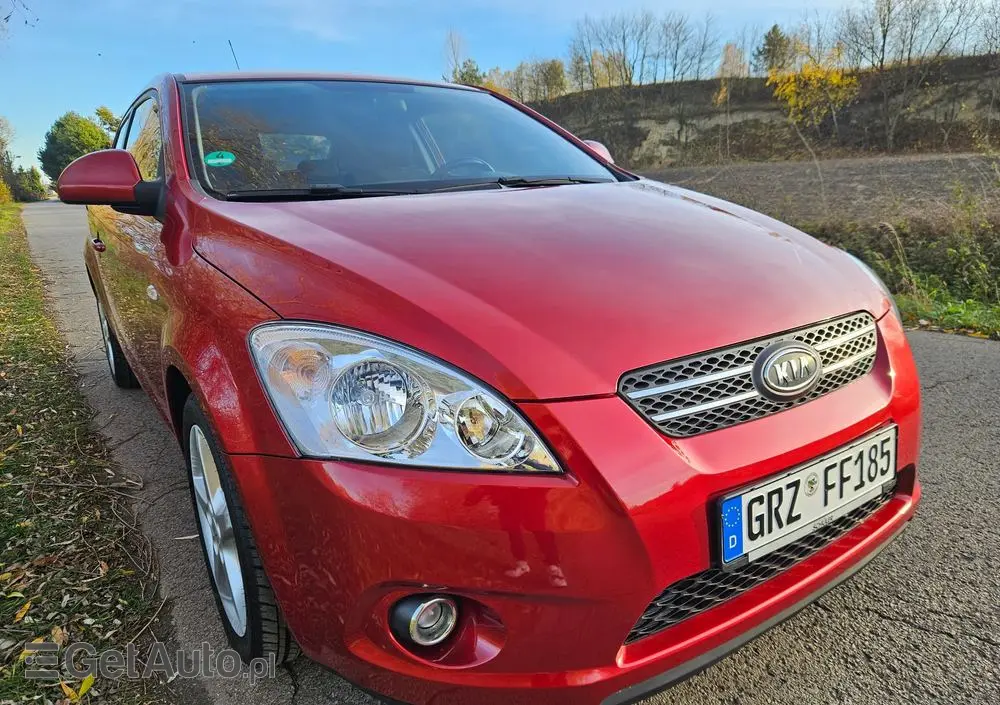 KIA Ceed 1.6 CVVT Automatik EX