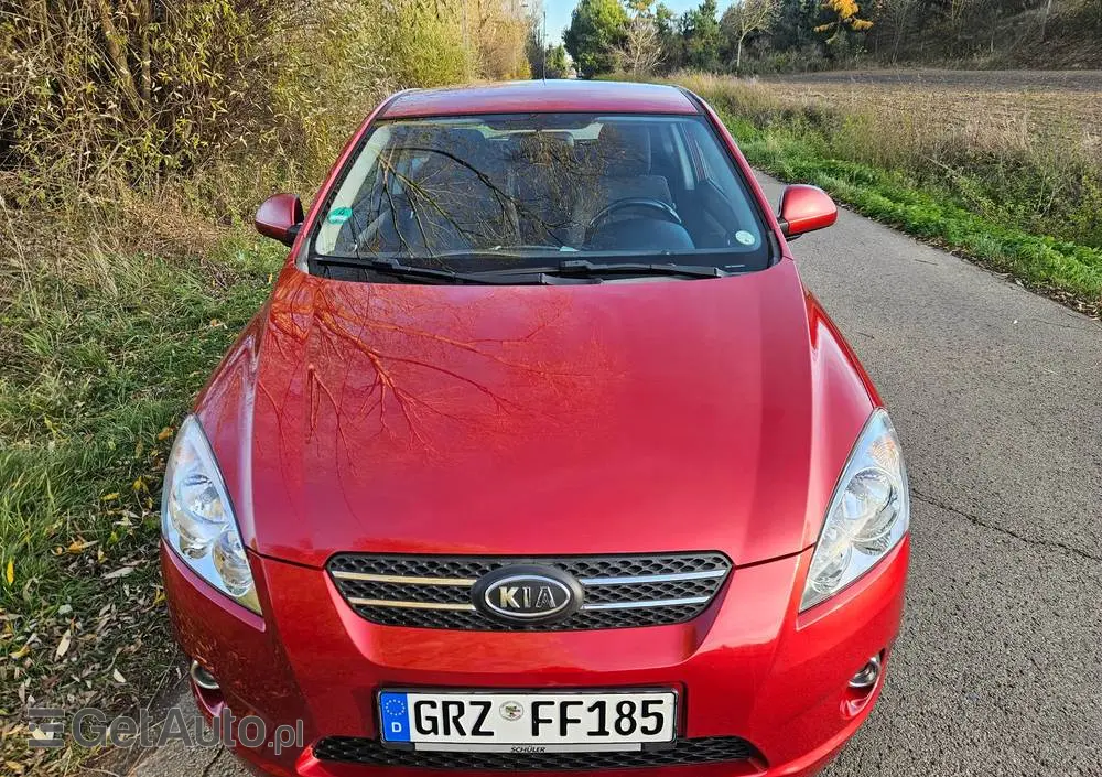 KIA Ceed 1.6 CVVT Automatik EX