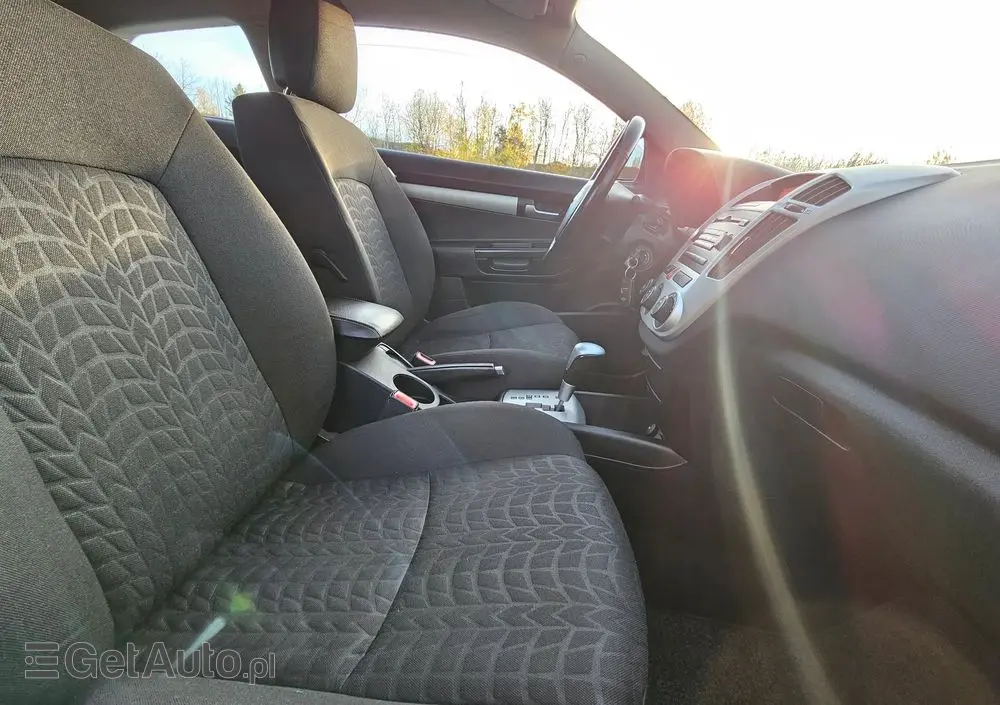 KIA Ceed 1.6 CVVT Automatik EX