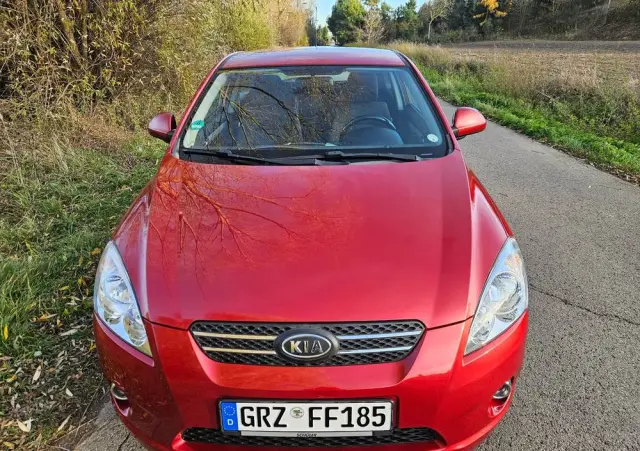 KIA Ceed 1.6 CVVT Automatik EX