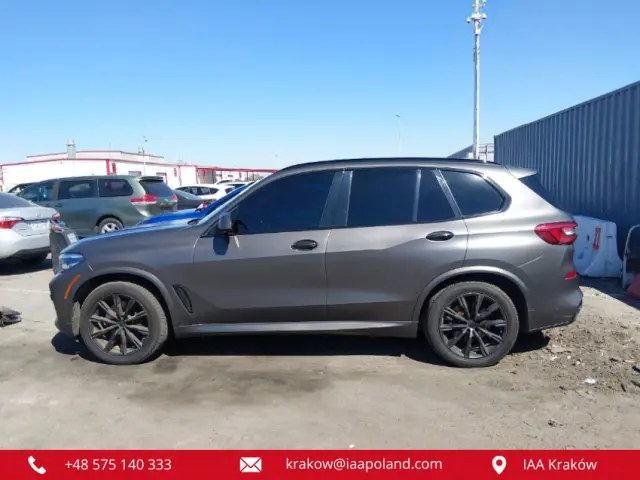 BMW X5 XDRIVE50i