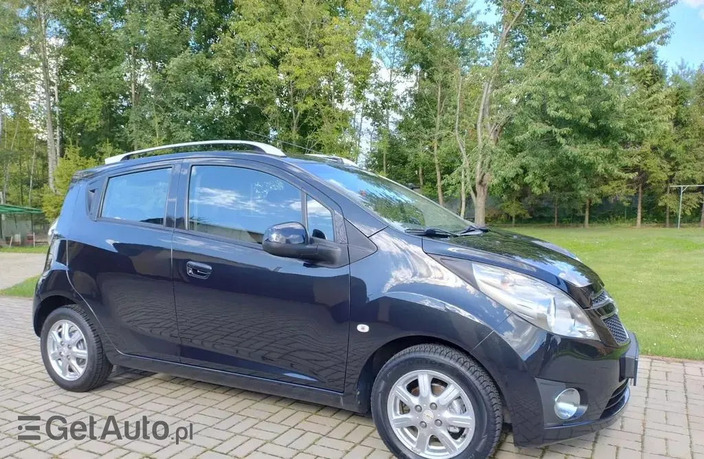 CHEVROLET Spark 