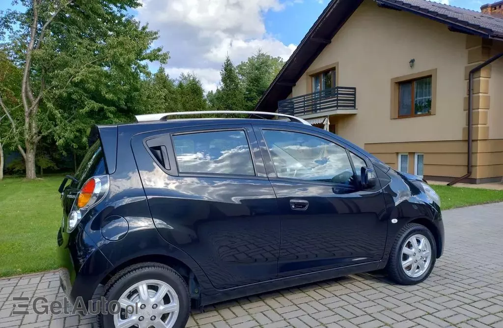 CHEVROLET Spark 