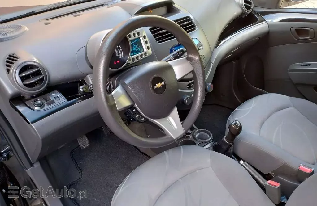 CHEVROLET Spark 