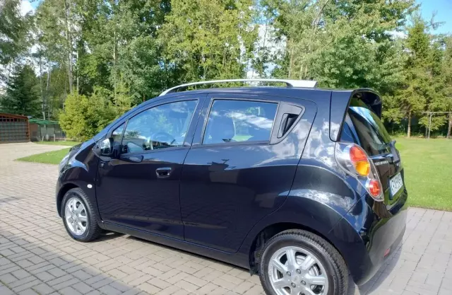 CHEVROLET Spark 