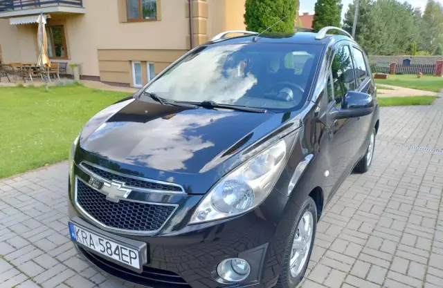 CHEVROLET Spark 
