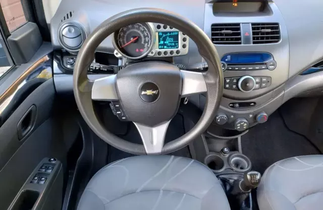 CHEVROLET Spark 