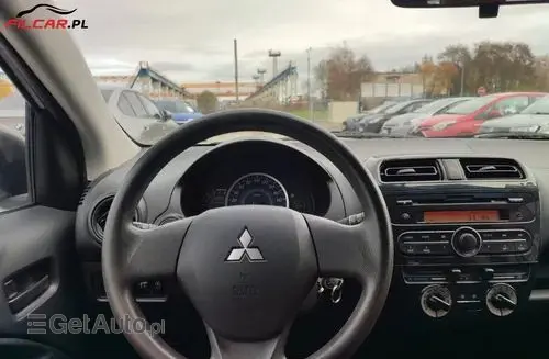 MITSUBISHI Space Star 