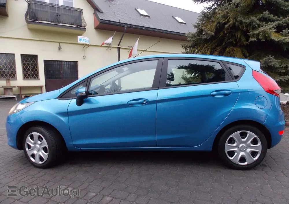 FORD Fiesta 1.4 Champions Edition