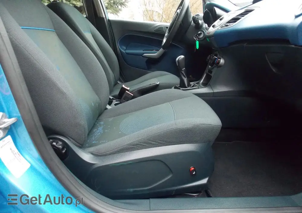 FORD Fiesta 1.4 Champions Edition