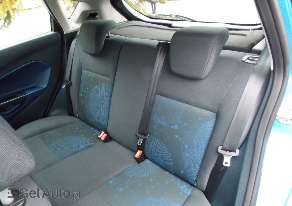 FORD Fiesta 1.4 Champions Edition