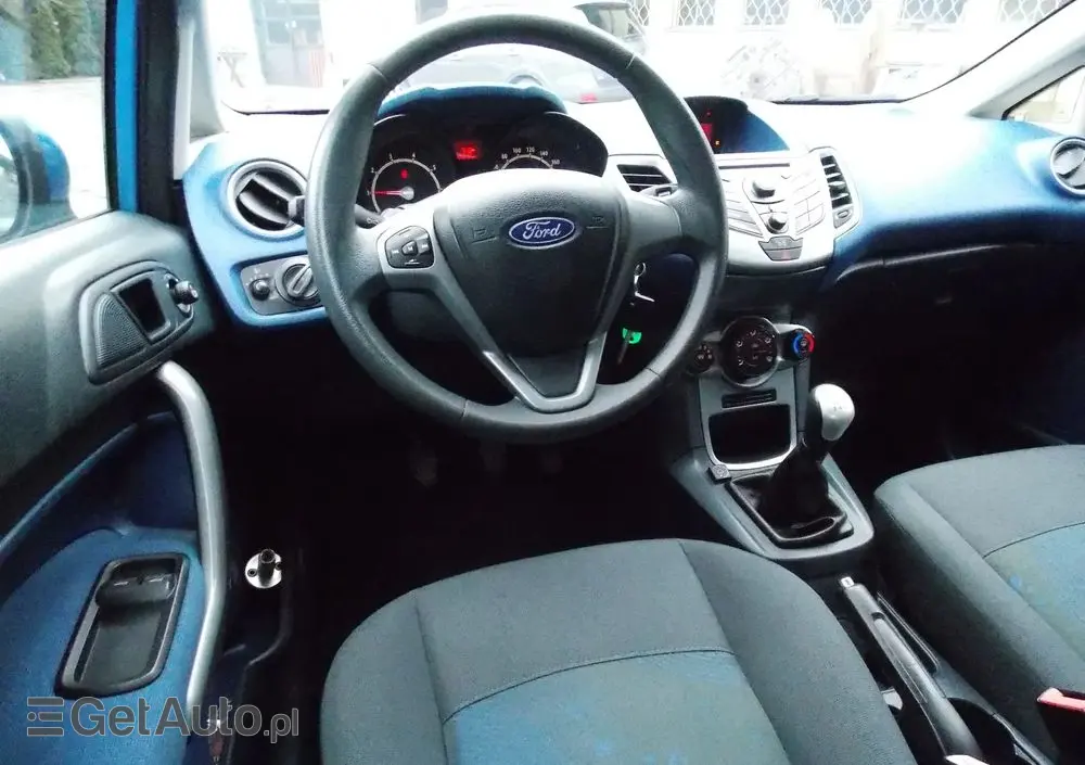 FORD Fiesta 1.4 Champions Edition