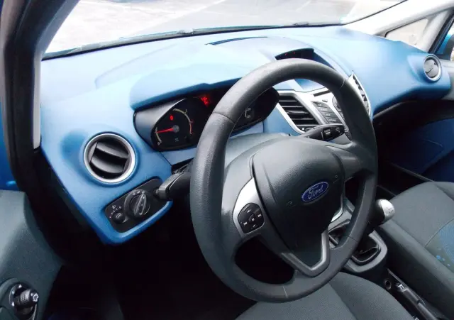 FORD Fiesta 1.4 Champions Edition