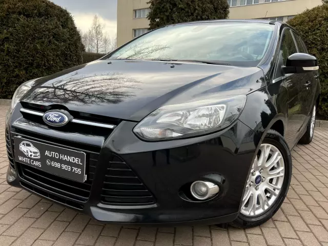 FORD Focus Titanium