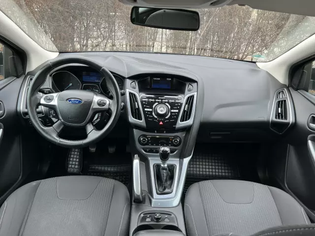 FORD Focus Titanium
