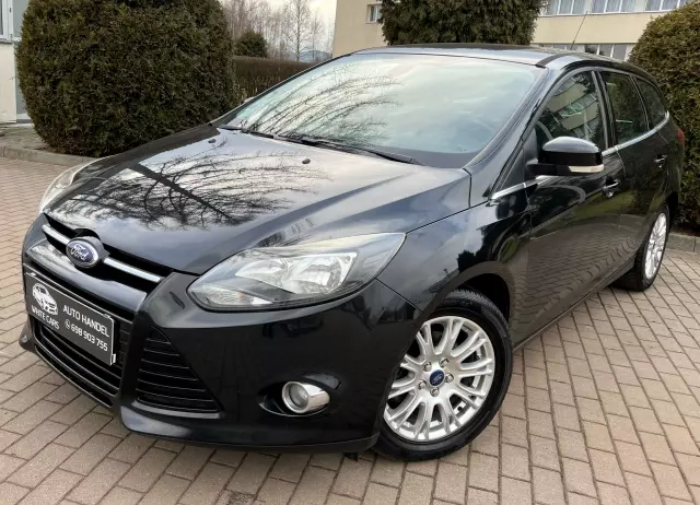 FORD Focus Titanium
