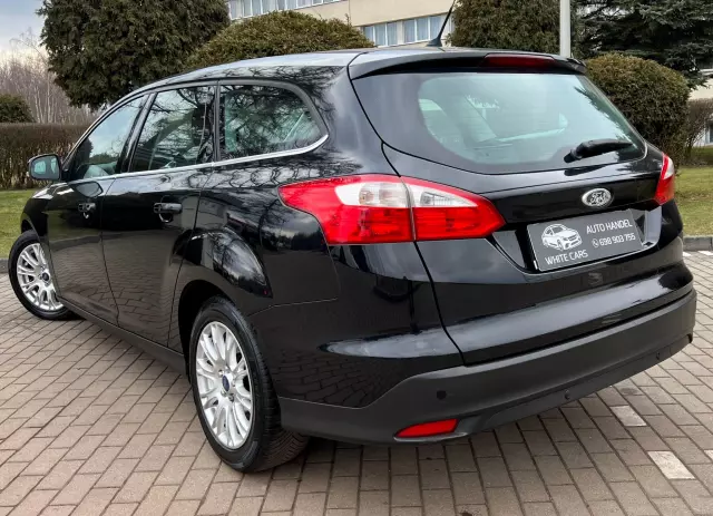 FORD Focus Titanium