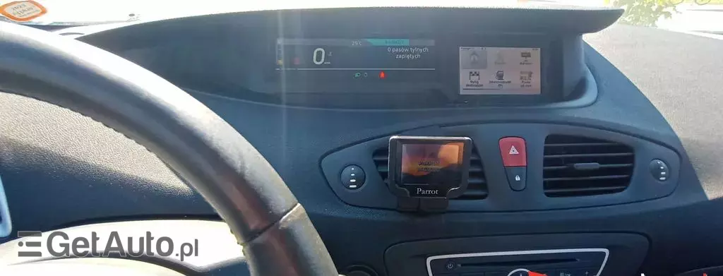 RENAULT Grand Scenic 