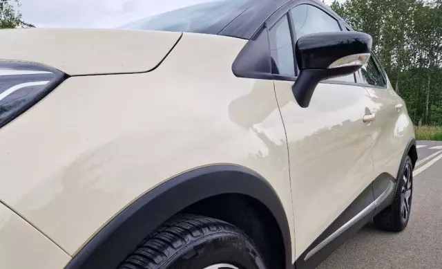 RENAULT Captur 