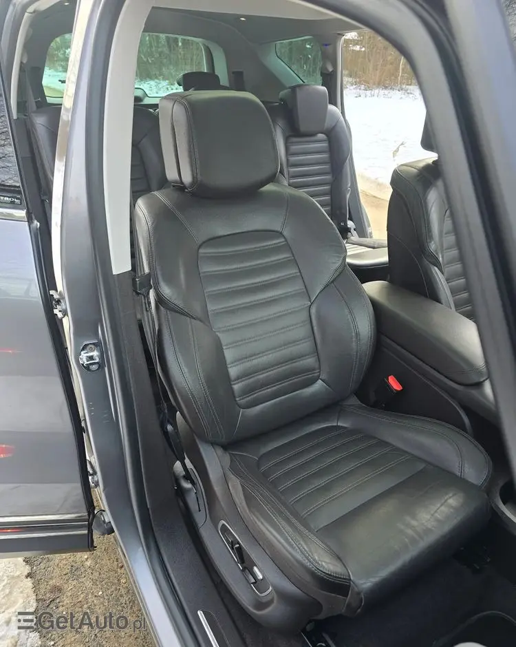 RENAULT Espace Energy dCi 160 EDC Initiale Paris