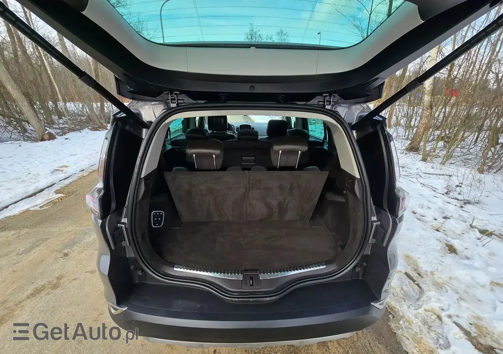 RENAULT Espace Energy dCi 160 EDC Initiale Paris