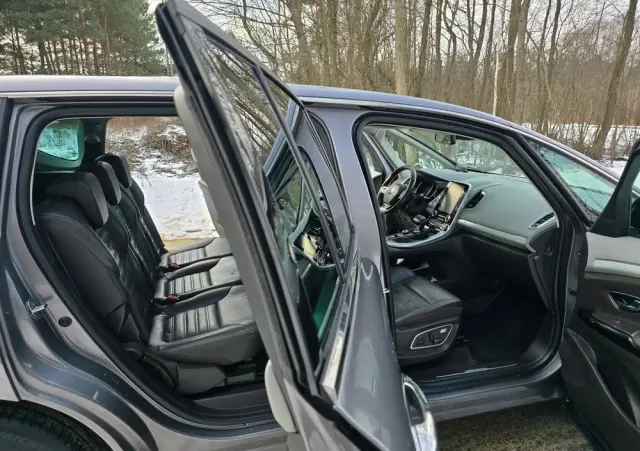 RENAULT Espace Energy dCi 160 EDC Initiale Paris