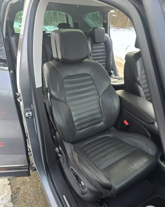 RENAULT Espace Energy dCi 160 EDC Initiale Paris