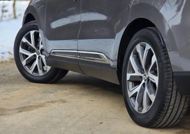 RENAULT Espace Energy dCi 160 EDC Initiale Paris