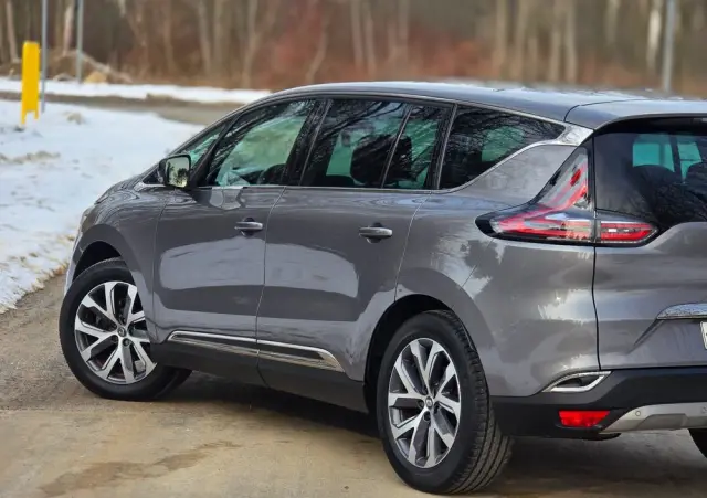 RENAULT Espace Energy dCi 160 EDC Initiale Paris