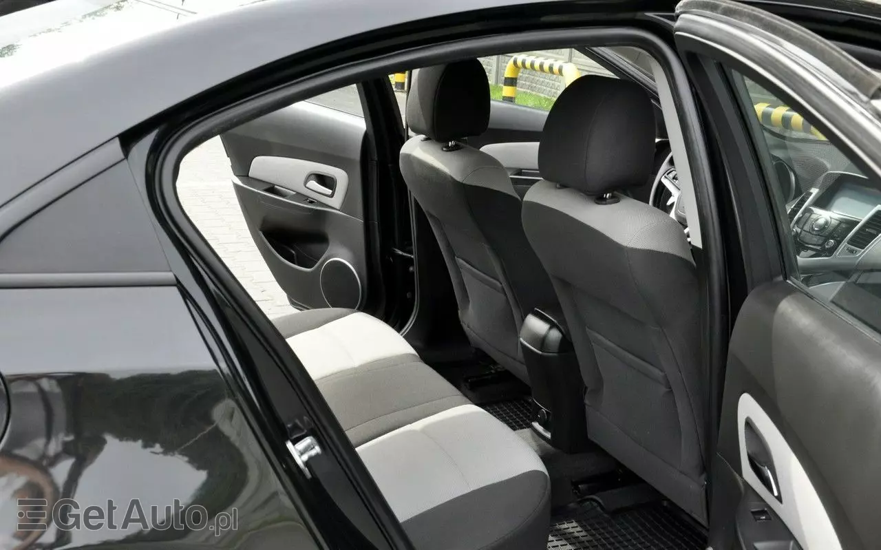 CHEVROLET Cruze 1.8 LT