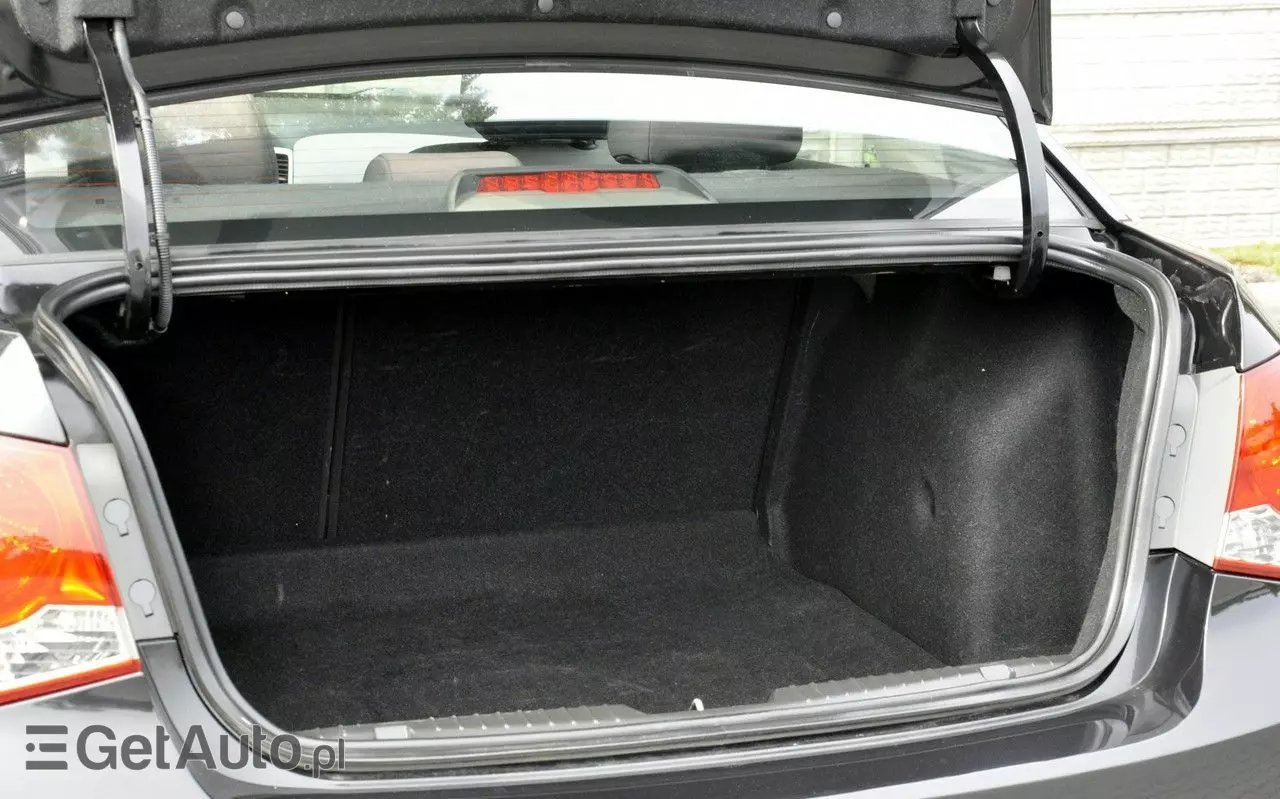 CHEVROLET Cruze 1.8 LT