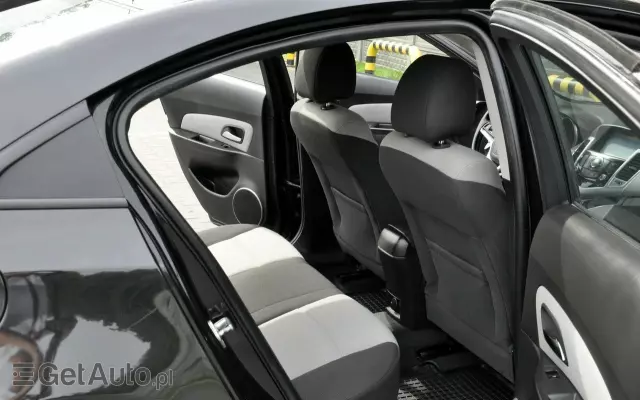 CHEVROLET Cruze 1.8 LT
