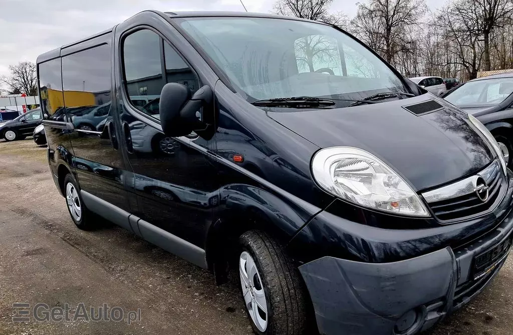 OPEL Vivaro 