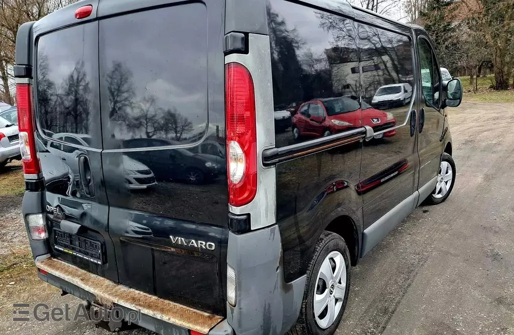 OPEL Vivaro 