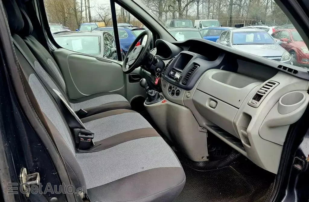 OPEL Vivaro 