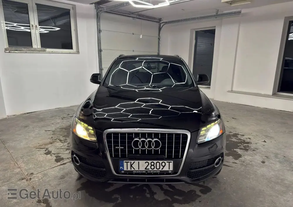AUDI Q5 3.2 FSI Quattro S tronic