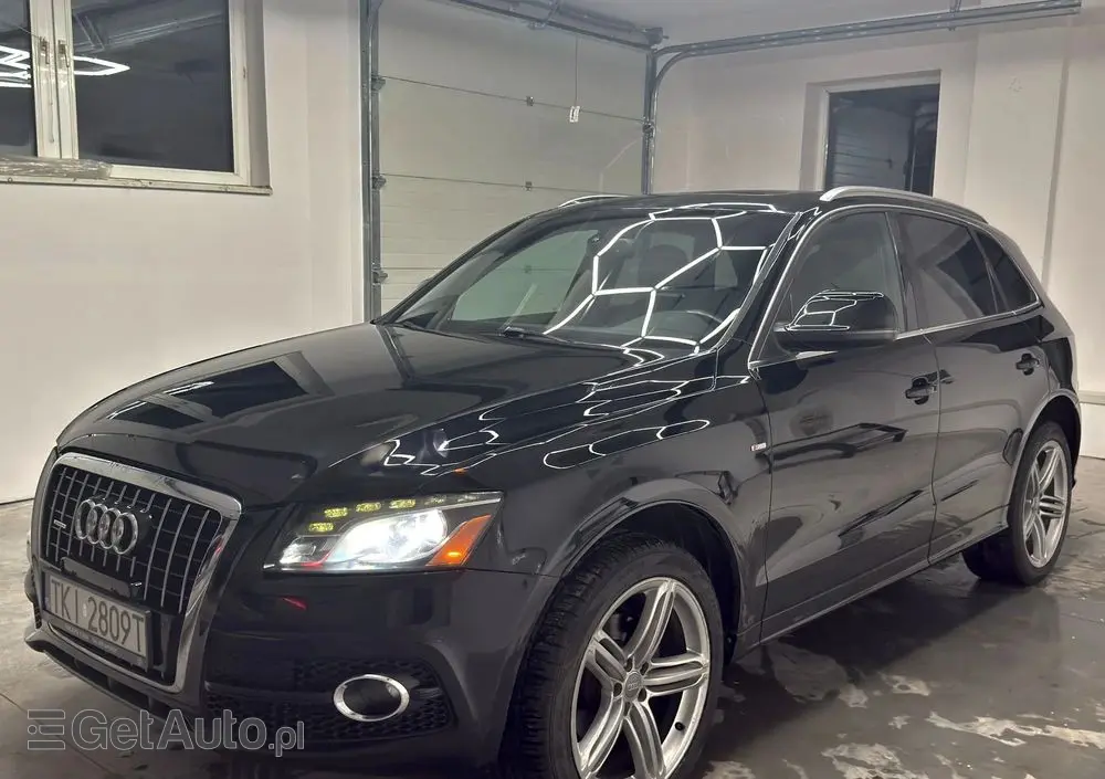 AUDI Q5 3.2 FSI Quattro S tronic