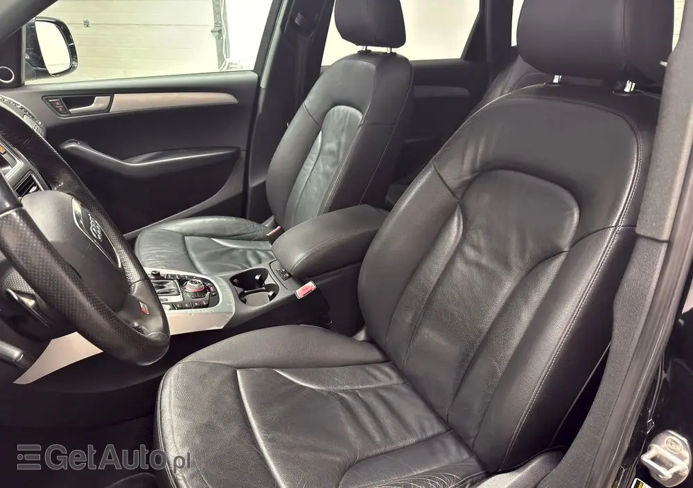 AUDI Q5 3.2 FSI Quattro S tronic