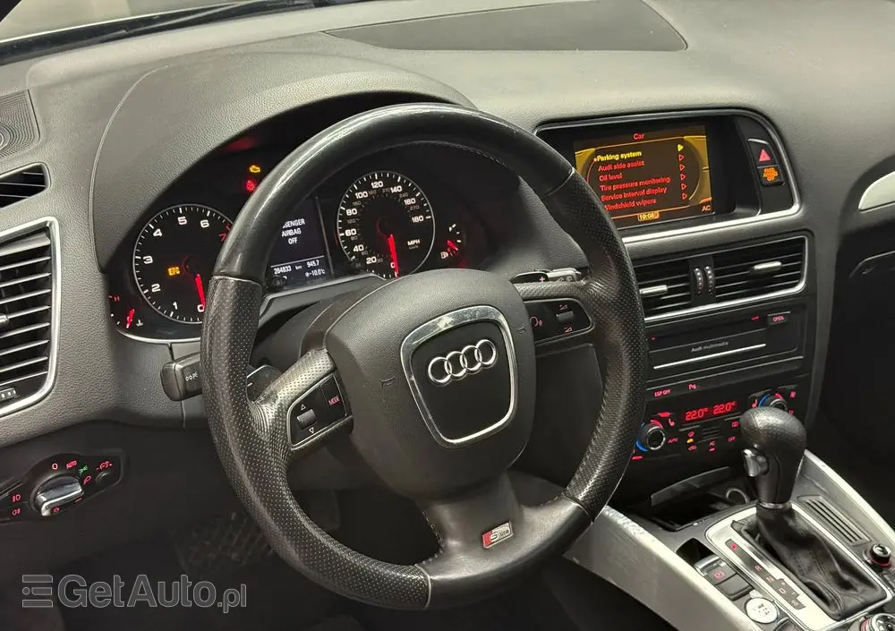 AUDI Q5 3.2 FSI Quattro S tronic